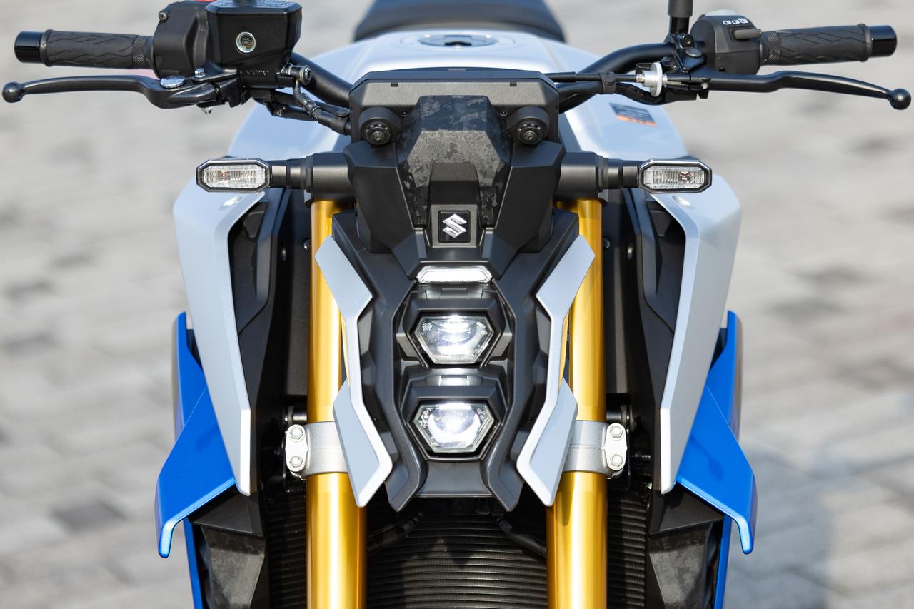 画像1: 鍛え抜かれたマッシブ・ボディがたまらんのです