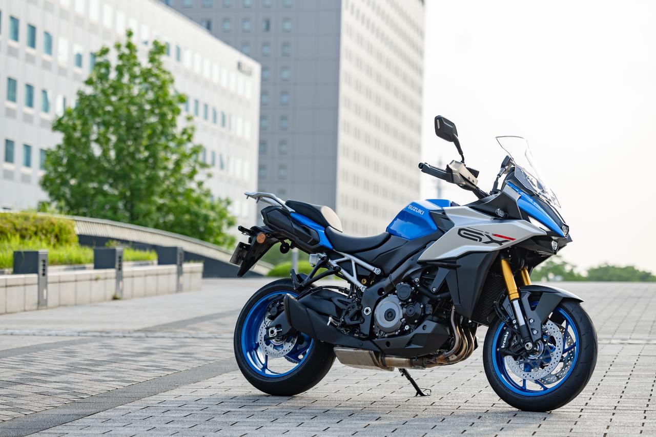 画像1: 復帰戦は『GSX-S1000GX』⁉……でも“電子制御”って必要?