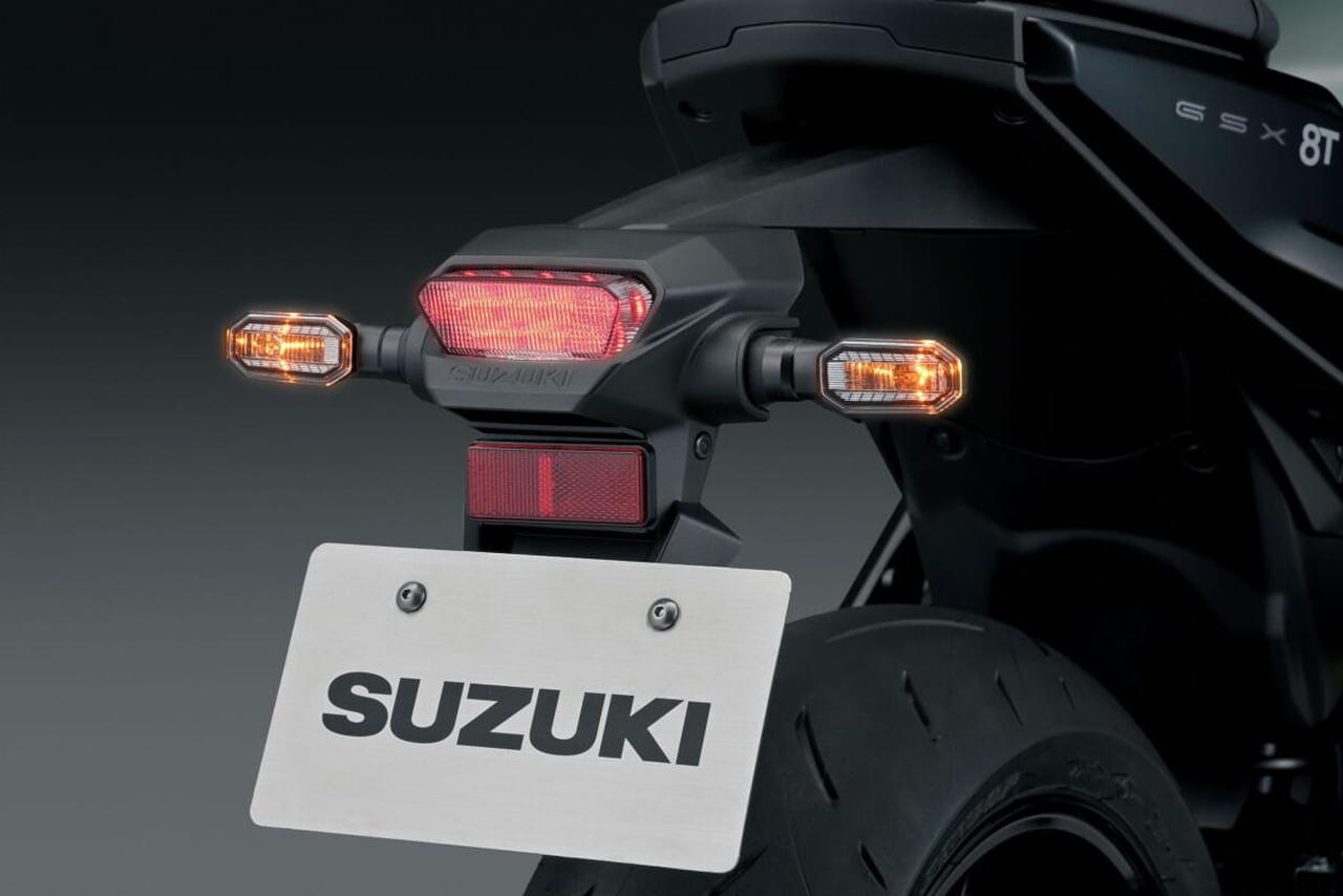 画像15: 新型『GSX-8T』が細部までわかるディテール写真も公開！全方位写真で隅々までチェックしてみよう！【スズキのバイク！ の新車ニュース】