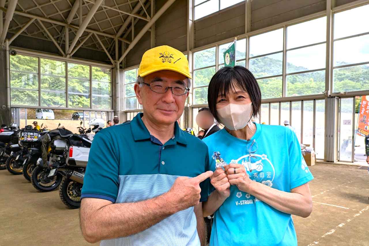 画像1: 梅✰*ᵤₘₑ 近畿Vスト黒の人٩(•ө•)۶ さん
