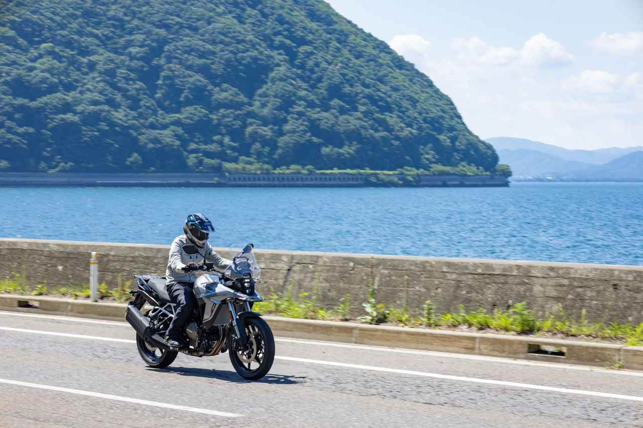 画像1: 単純な『ツーリングでの快適性』は互角？
