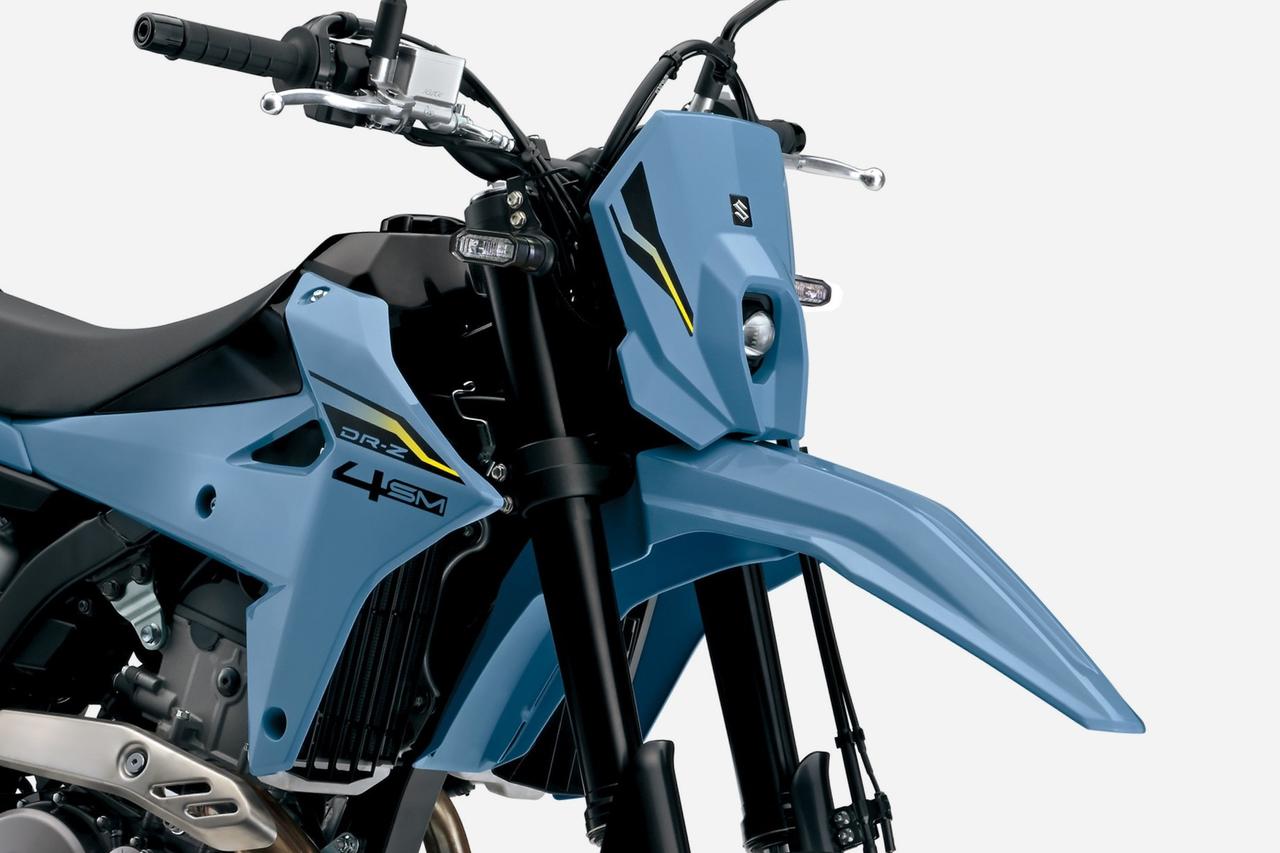 画像1: 【速報】スズキ新型400cc『DR-Z4SM』『DR-Z4S』国内発表！ 最高出力38馬力！ 気になる価格と発売日は？ - スズキのバイク！