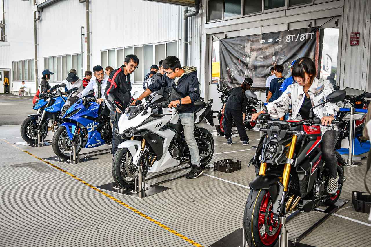 画像9: 今年の『GSX-S/Rミーティング2025』はサプライズが盛りだくさん!GSX-R生誕40周年を祝う特別な舞台で国内発売前の『GSX-8T』シリーズや未発表のニューカラーも公開された!【スズキのバイク!のイベントニュース GSX-S/R MEETING 2025】