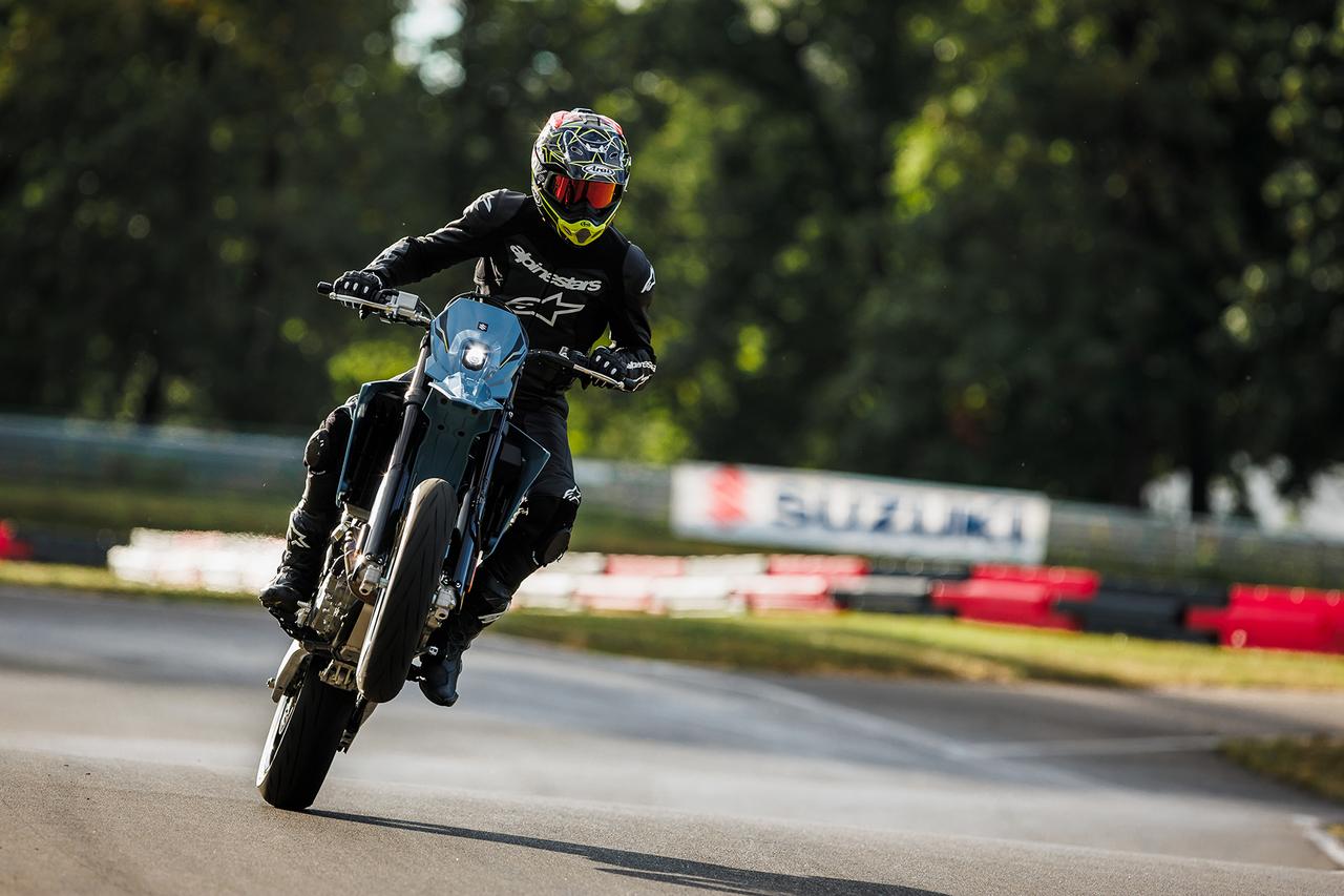 画像3: オフロードコースの『DR-Z4S』ハードコア体験から一転