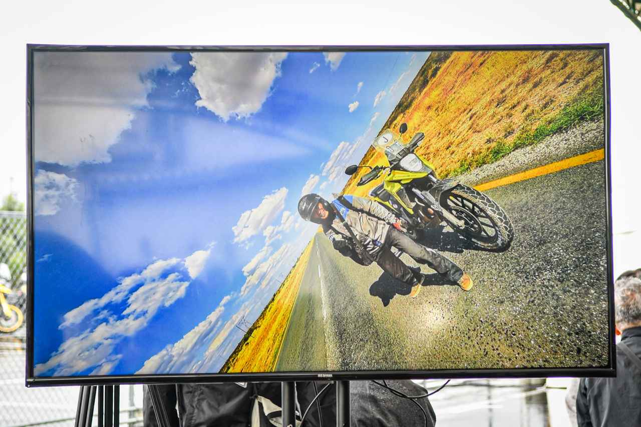 画像18: Vスト乗りは雨にも強い!「Vストローム250SX」の新色も初公開された『Vストロームミーティング2025』は悪天候を吹き飛ばす熱気!【スズキのバイク!のイベントニュース V-STROM MEETING 2025】