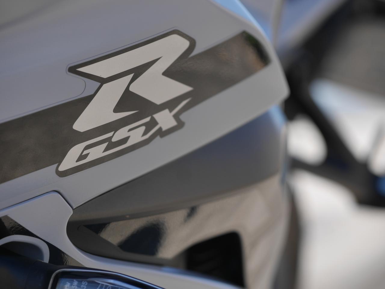 画像2: スーパースポーツは興味ない、という人が読むと面白いかもしれない『最速のスズキ』のお話 - スズキのバイク!