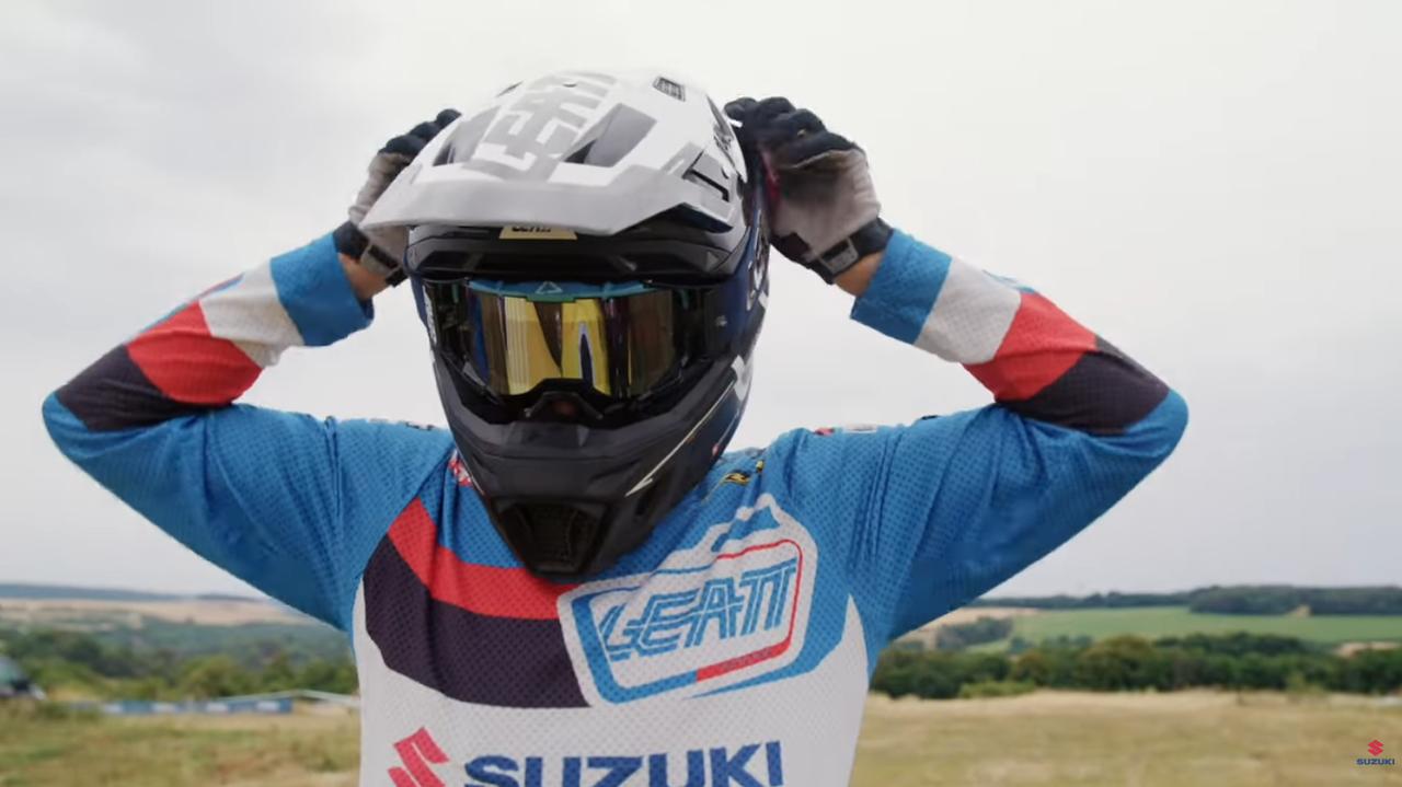 画像4: 大型バイク『Vストローム800DE』でガチのモトクロスって!? スズキのアドベンチャーバイクが秘めたオフロード性能が想像以上すぎた……【スズキのバイク！の動画ニュース】