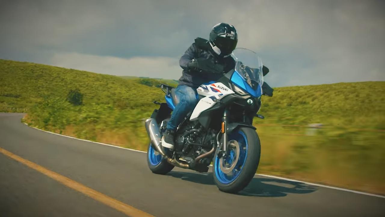 画像2: 新型「SV-7GX」に新たな動画が公開!デザインスケッチや足つき性、電子制御システムなどが丸わかり!【スズキのバイク!の動画ニュース】