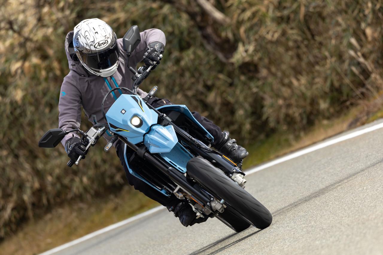 画像5: DR-Z4SMほど突出したバイクは珍しいと思う