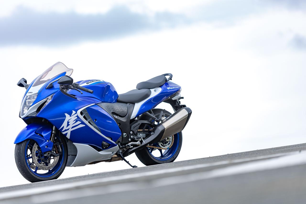 【新型】マイナーチェンジした『隼』はどう変わった? スペシャルエディションの「見えていなかった部分」も実車でチェック!【SUZUKI 隼 ...