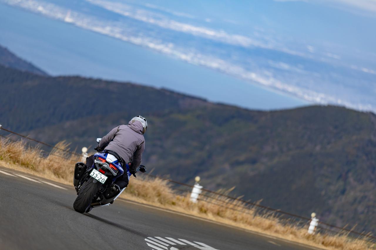 画像4: 2kg軽量化されたとはいえ『隼』は横綱級