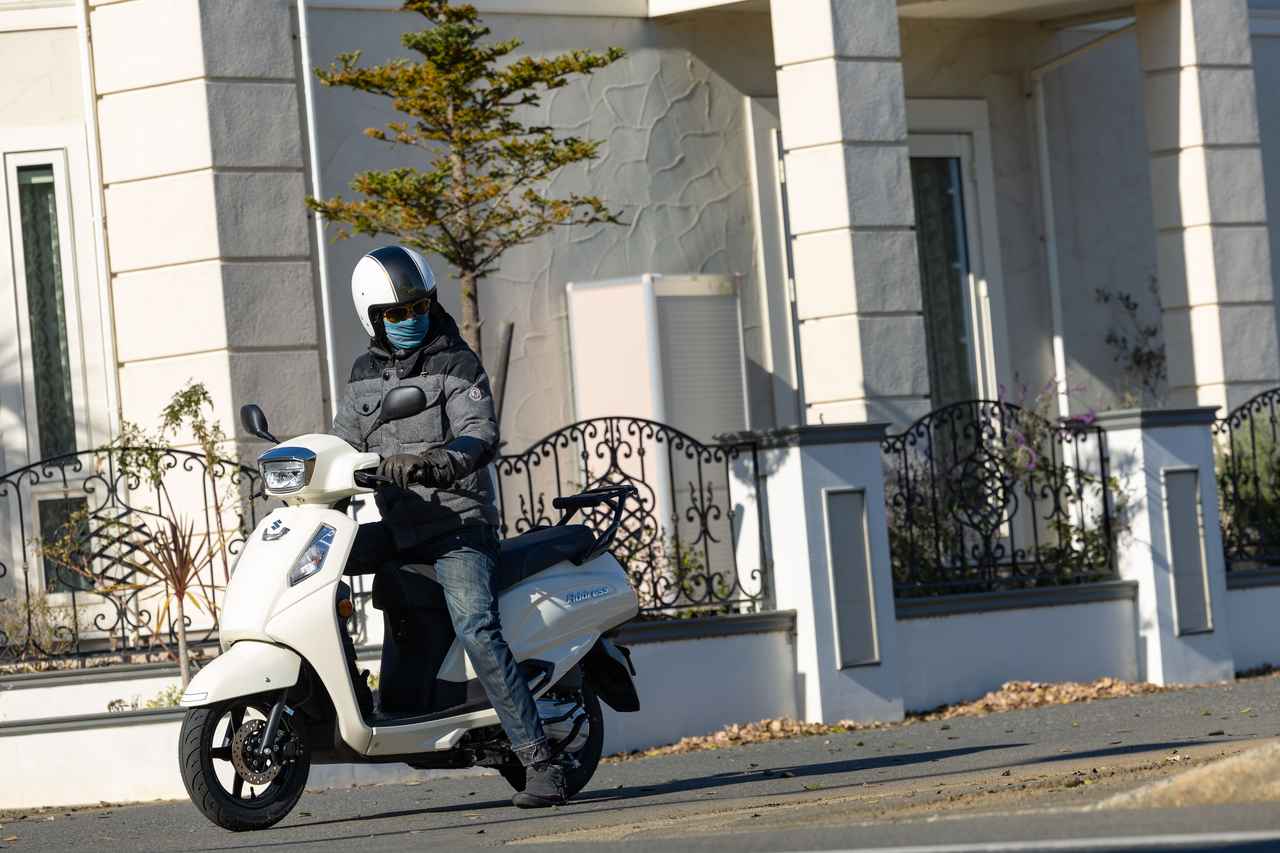 画像: 【重要】新型『アドレス125』の唯一の弱点はシート下トランクスペースの大きさか？ でも「そうなっている理由」だけは絶対に知っておいて！ - スズキのバイク！