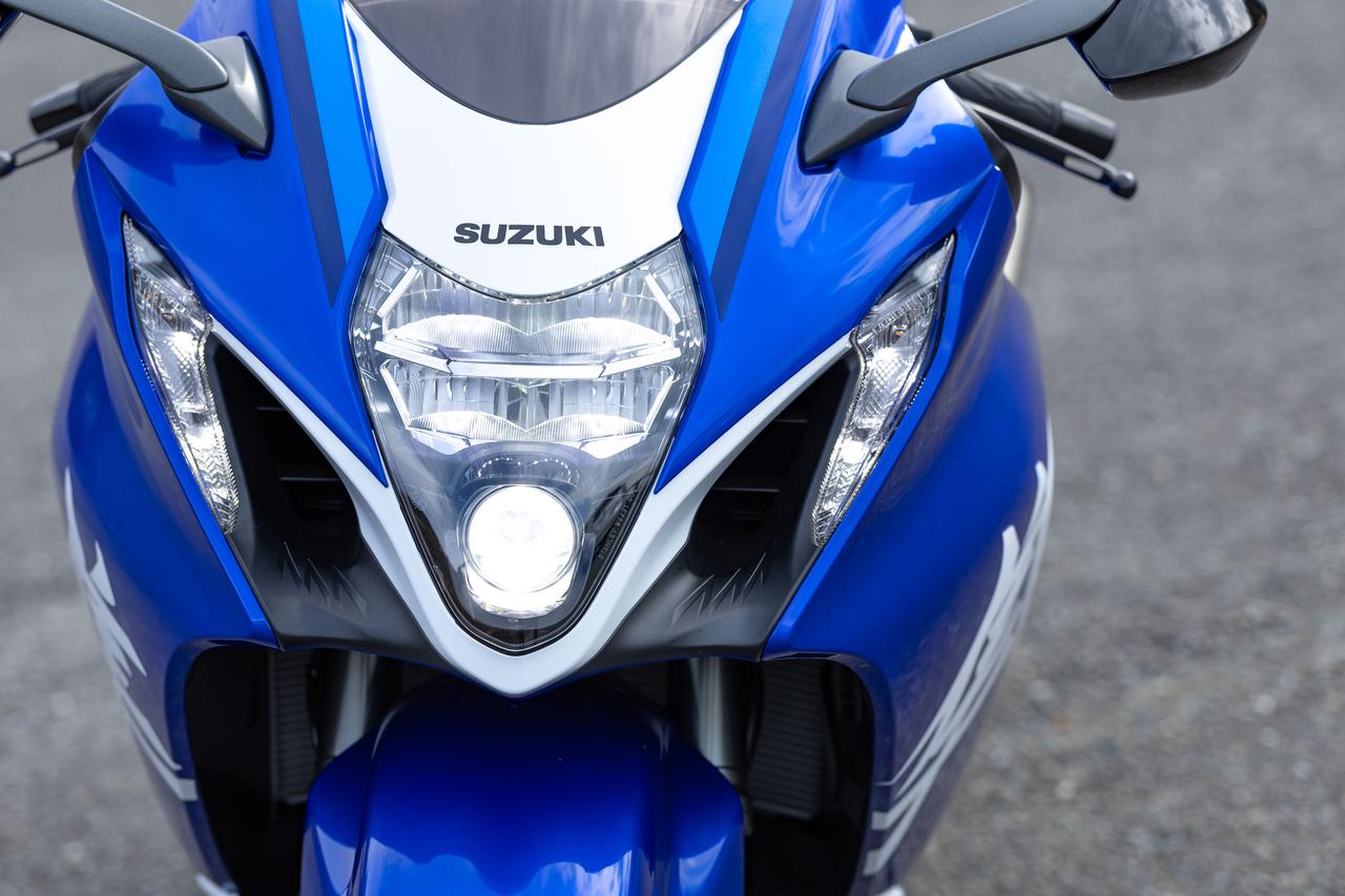 画像: 軽量な『DR-Z4SM』に乗った後に新型の『隼』に乗って感じたことは…… - スズキのバイク!