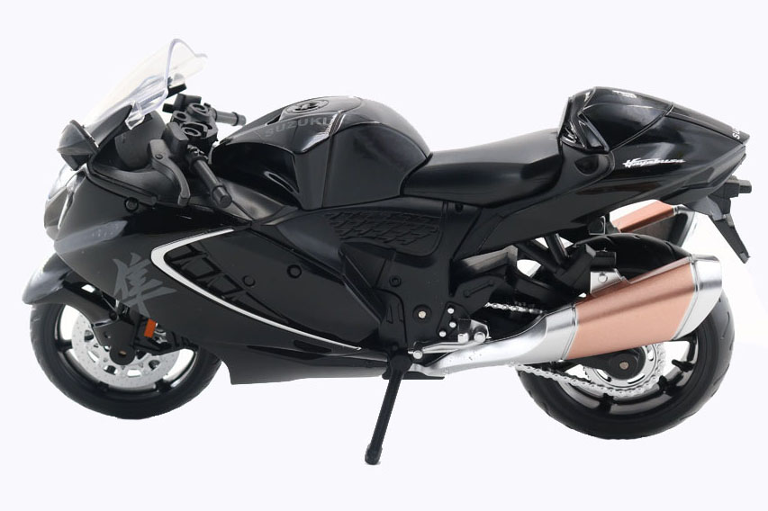 画像6: 3850円で手に入る『隼』があった!? 組立て不要の1/12スケールフィギュアで『ハヤブサオーナー』に俺はなる!【寝ても覚めてもスズキのバイク!/Hayabusa 1/12スケールフィギュア 編】