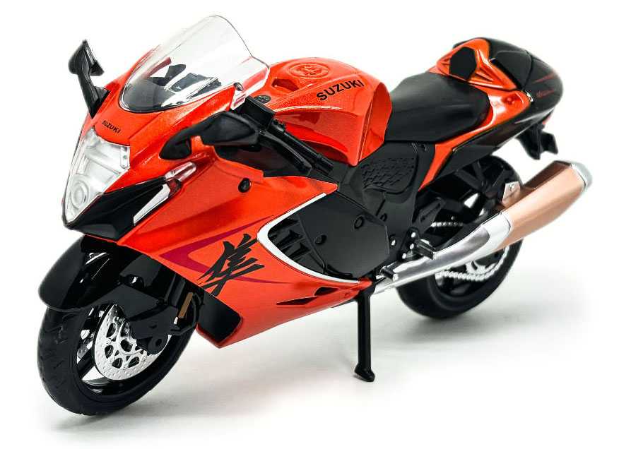 画像1: 3850円で手に入る『隼』があった!? 組立て不要の1/12スケールフィギュアで『ハヤブサオーナー』に俺はなる!【寝ても覚めてもスズキのバイク!/Hayabusa 1/12スケールフィギュア 編】