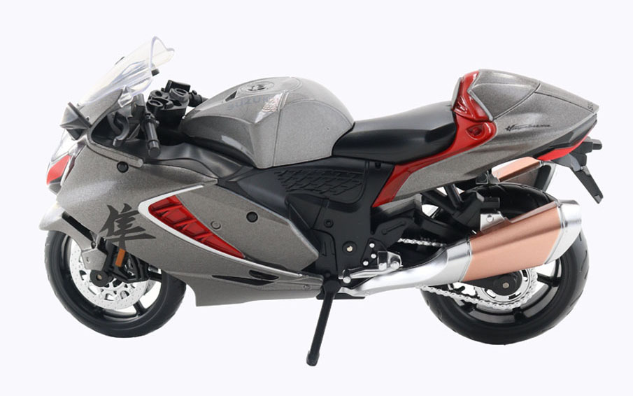 画像4: 3850円で手に入る『隼』があった!? 組立て不要の1/12スケールフィギュアで『ハヤブサオーナー』に俺はなる!【寝ても覚めてもスズキのバイク!/Hayabusa 1/12スケールフィギュア 編】