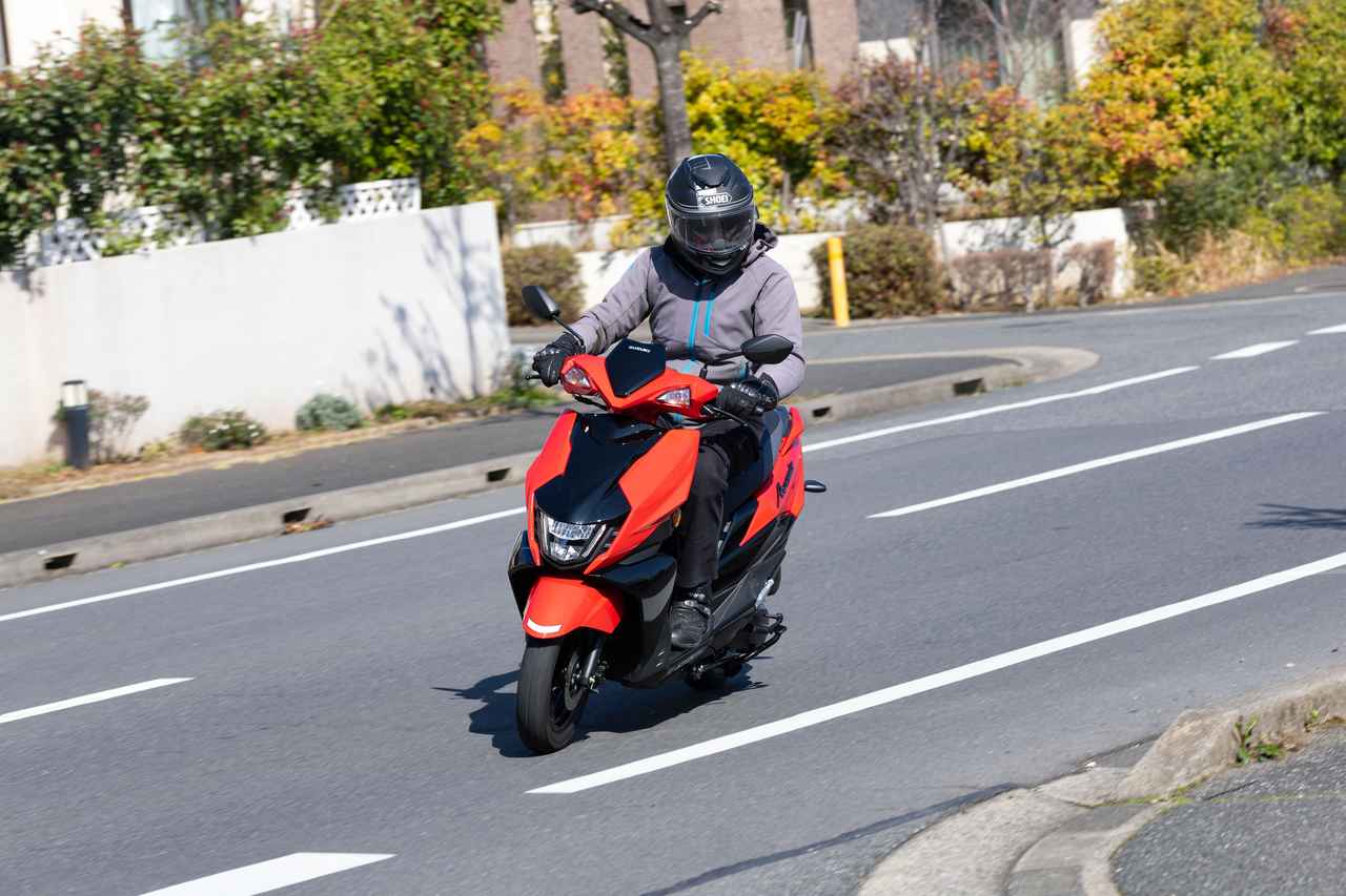 画像4: スポーツスクーターって『見た目がスポーティ』なスクーターってこと？