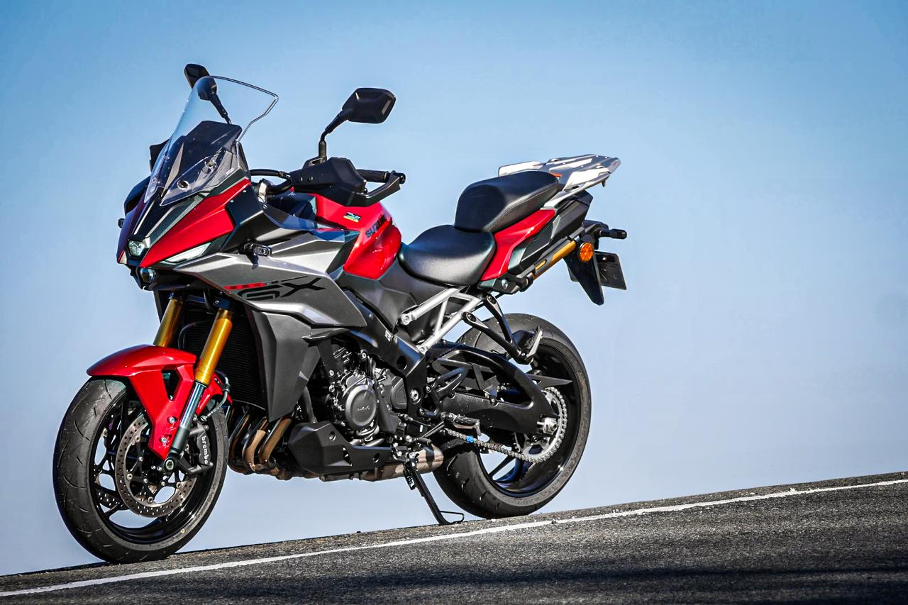 画像: スズキ『GSX-S1000GX』は「既定のモード」だけじゃ実力を半分も発揮できていない疑惑について - スズキのバイク!
