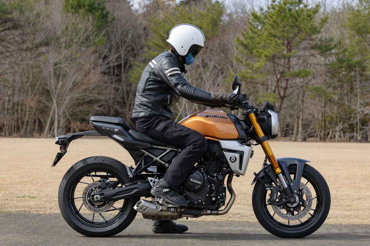 画像: GSX-8Tの足つき性とライディングポジションは？