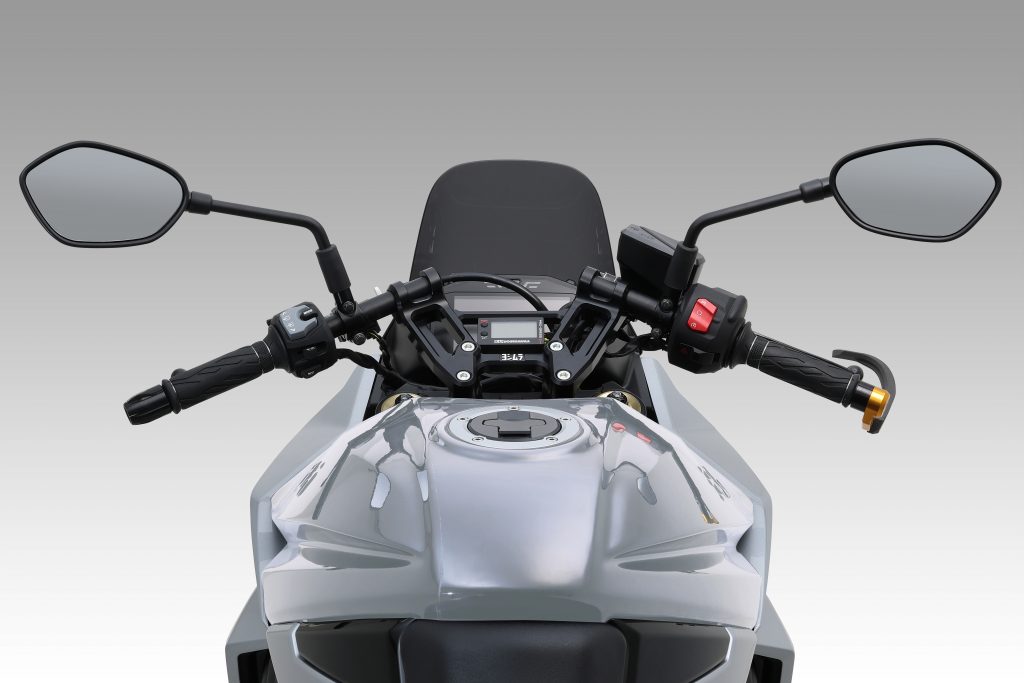 画像1: Lowポジション（DOWNタイプ）※別売（発売予定）のヨシムラタンクカウル装着車向けの設定です