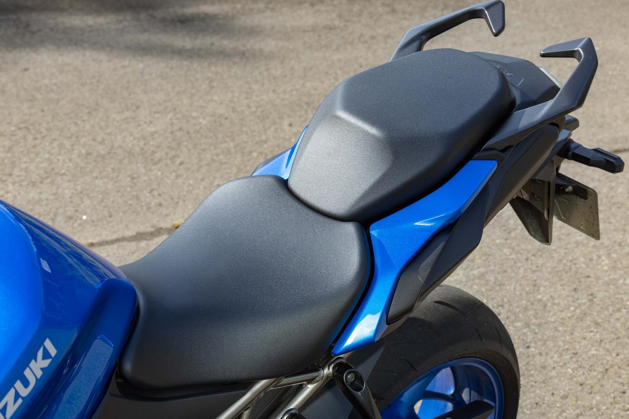 画像4: 実質的に『スポーツツアラー』と呼べる250ccバイクがある
