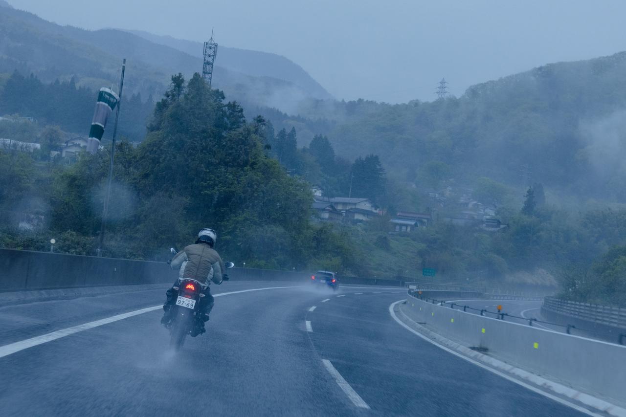 画像8: 痛恨のミスコースでさらに極限状態……その中で気づいた『Vストローム250SX』の強さ