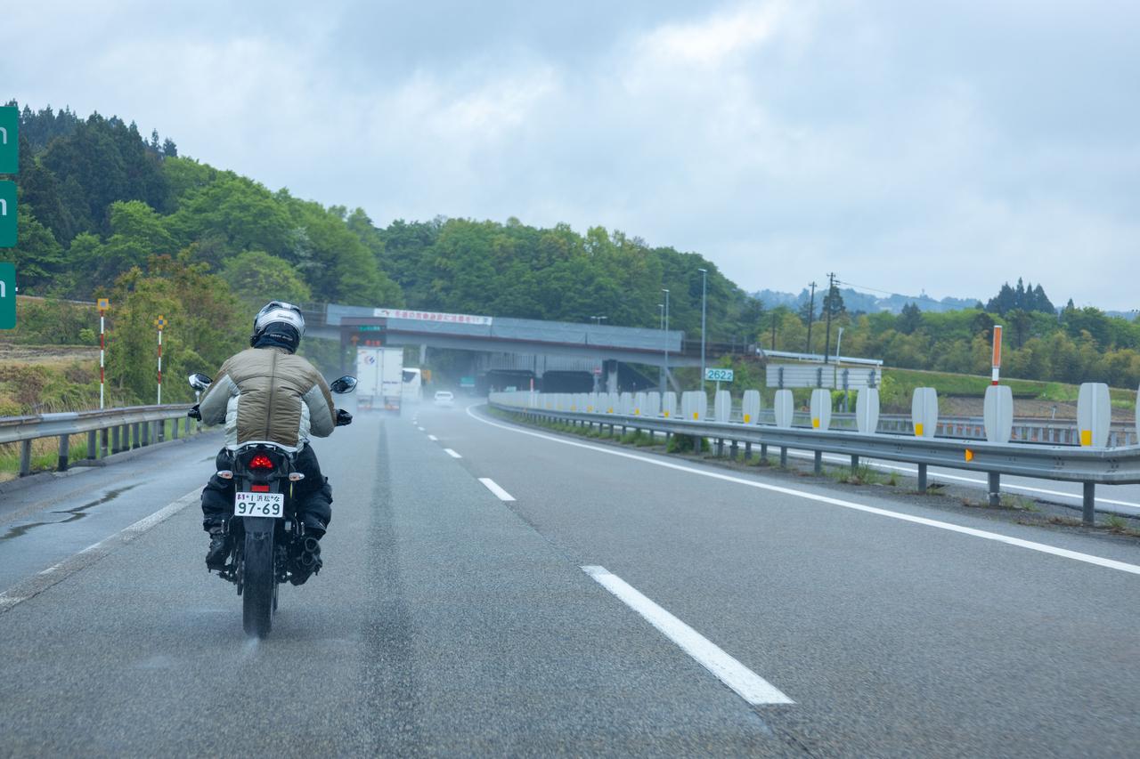 画像4: 過酷な条件下では『バイクが信頼できる』ことが大事