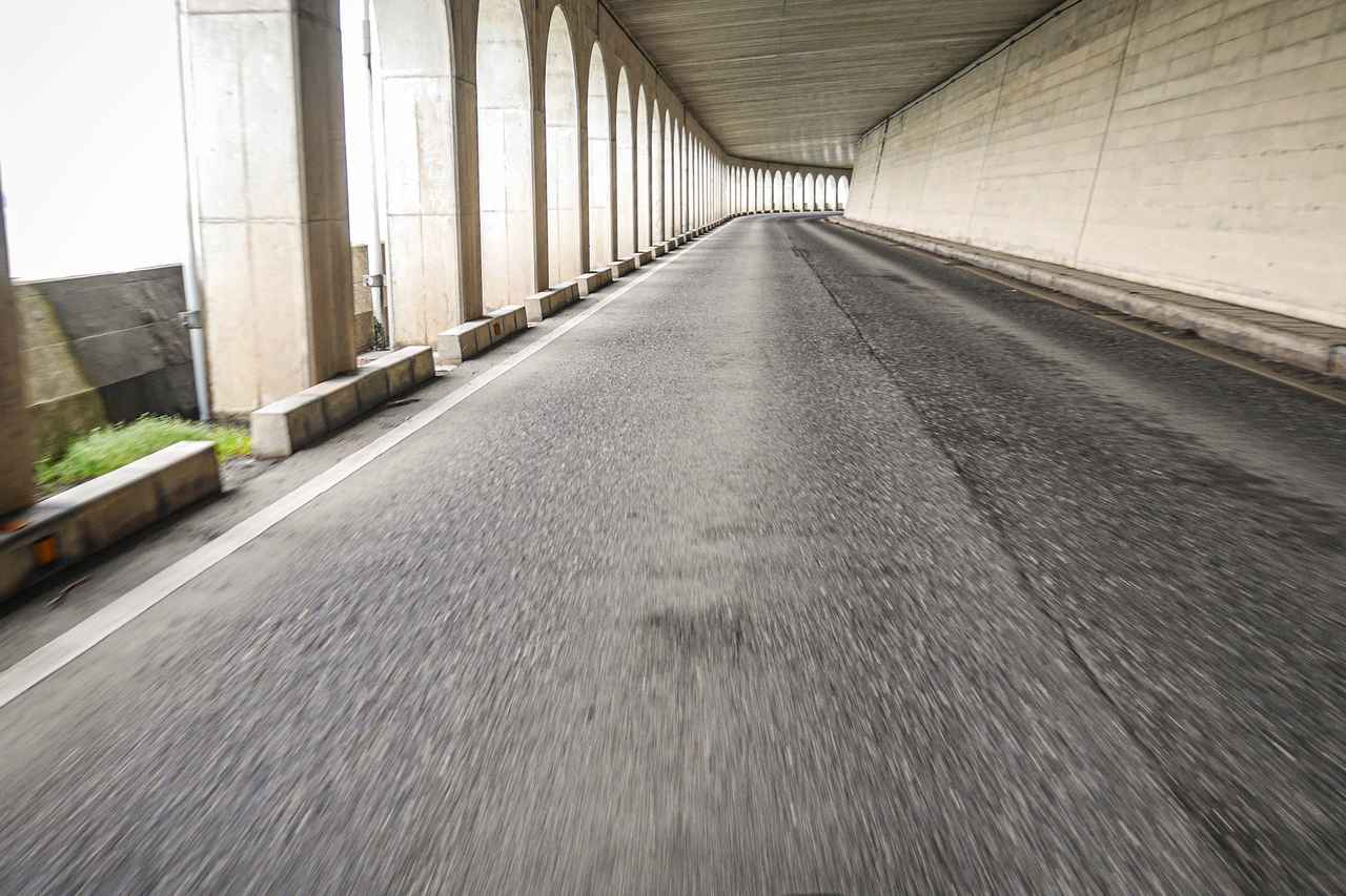 画像2: 高速道路を降りたあとの『ジクサー250』は完璧!