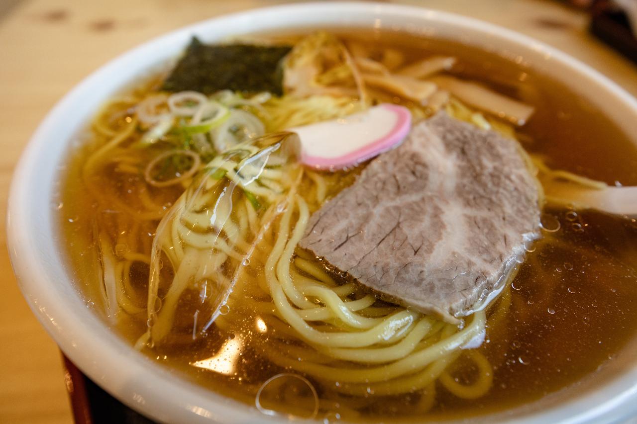 画像2: 氷? こんなラーメンはじめて……