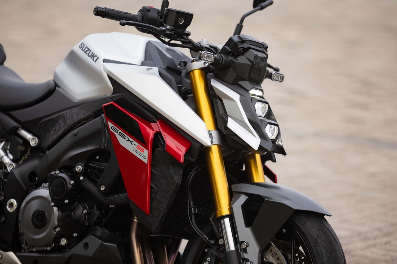 画像: 新型『GSX-S1000GX』の正体を暴くために『GSX-S1000』に乗ってみたら久々の150馬力に戸惑いを隠せない……- スズキのバイク!