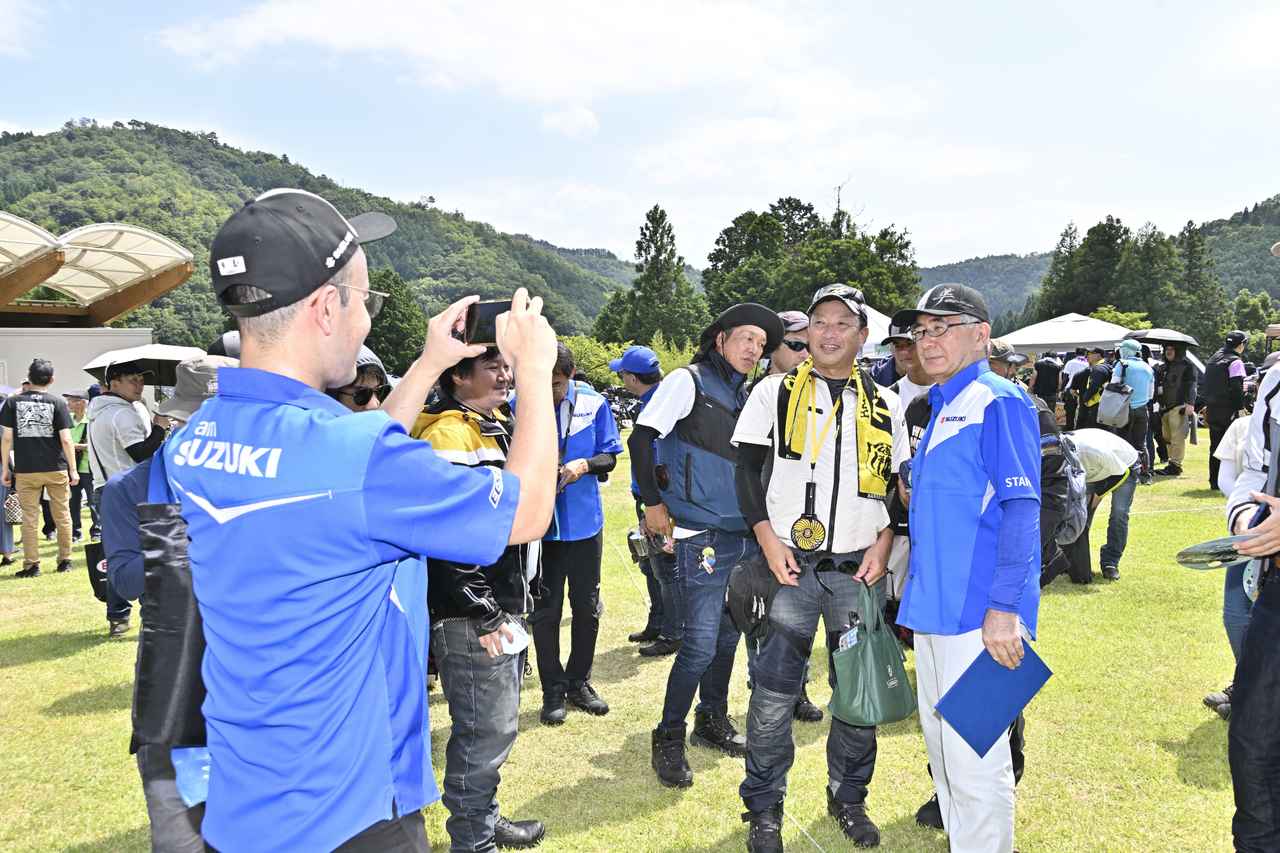 画像3: 当日は絶好のバイクイベント日和