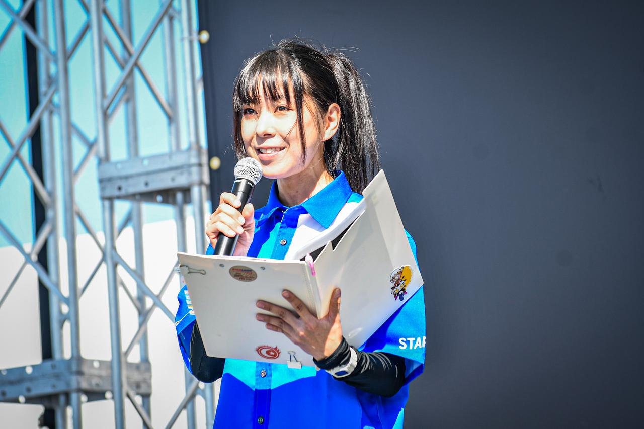 画像: イベントMC 望月ミキさん