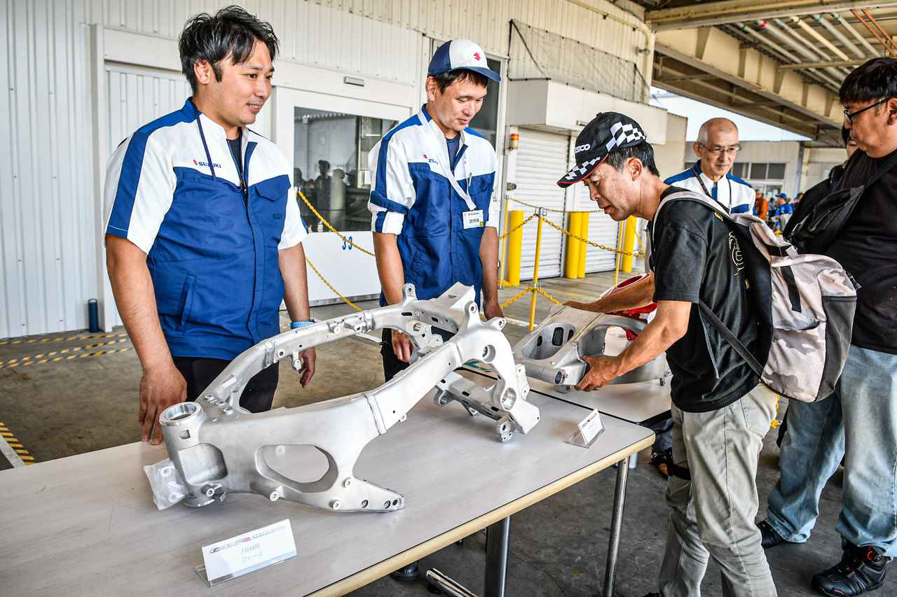 画像15: 圧巻の3000人超え！ 過去最高の盛り上がりを見せた『GSX-S/Rミーティング2026』は新型『GSX-R1000R』の開発秘話から歴代名車、浜松工場見学までたっぷり楽しめた1日に！【スズキのバイク！のイベントニュース】