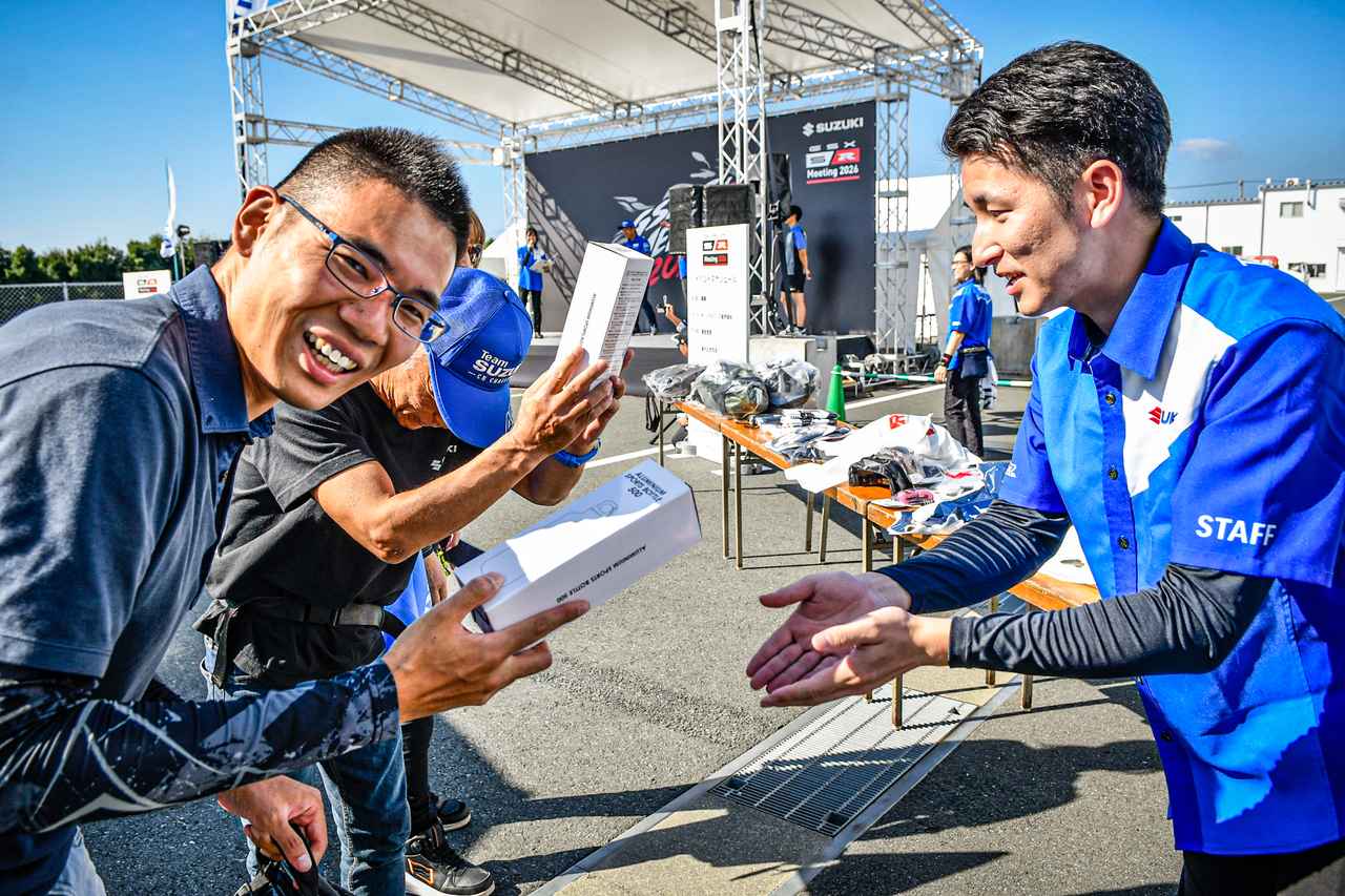 画像24: 圧巻の3000人超え！ 過去最高の盛り上がりを見せた『GSX-S/Rミーティング2026』は新型『GSX-R1000R』の開発秘話から歴代名車、浜松工場見学までたっぷり楽しめた1日に！【スズキのバイク！のイベントニュース】