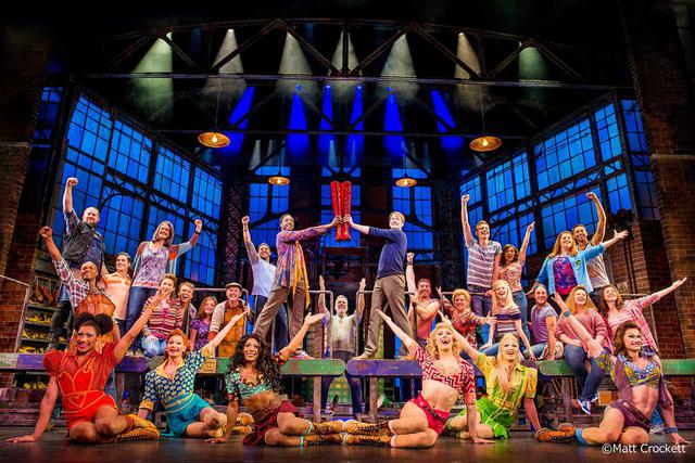 キンキーブーツ』がクリスマスシーズンに東劇へ帰って来ます！【ミニ