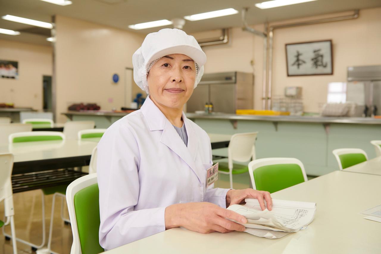 画像: 「オリンピックの代表選手が大会後にあいさつに来ることもあるのですが、ここで食べた食事でメダルをとったのかと思うと本当にうれしいですね」と藤本技官