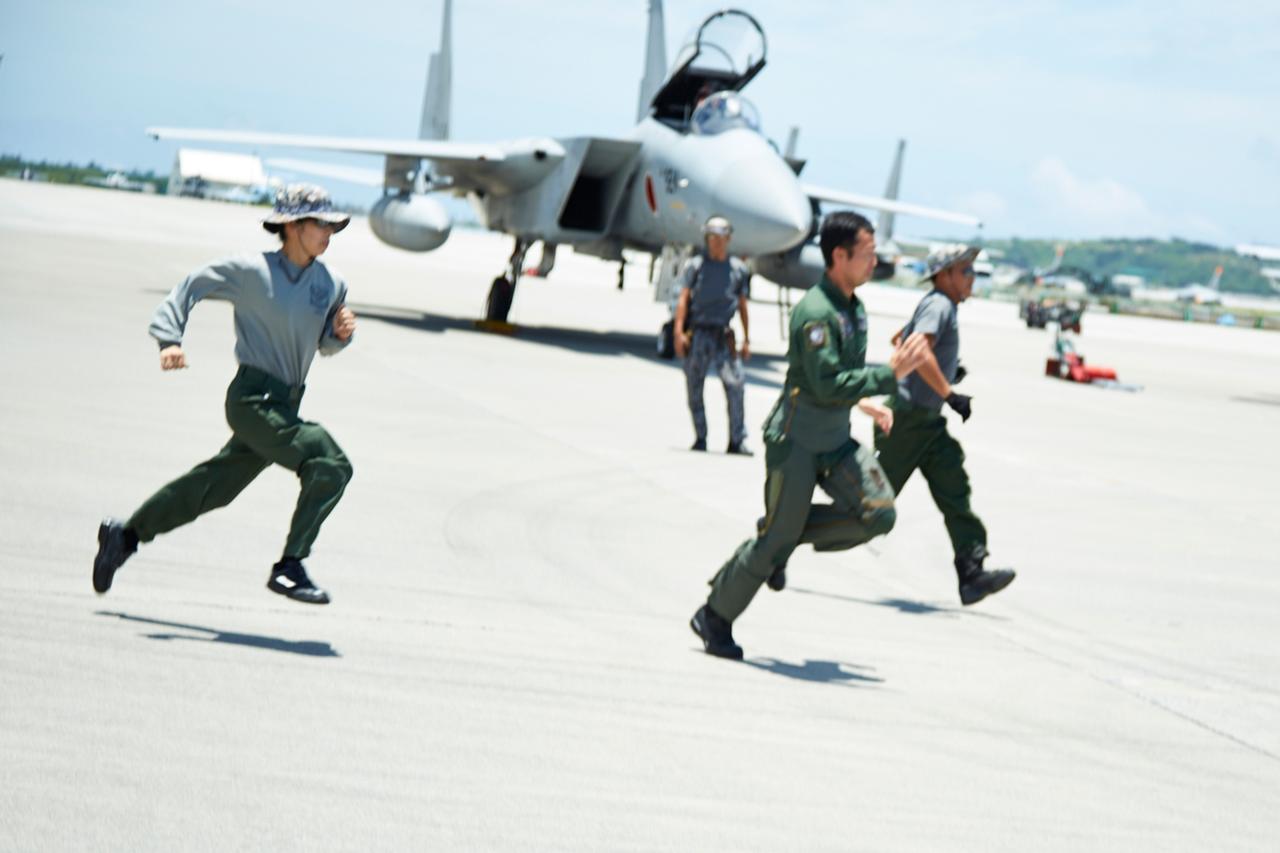 画像: 緊急発進の命令から、わずか数分で出動する空自の戦闘機部隊。「経験による技術の高さが超絶ワザ」と北村氏は語る 写真/近藤誠司