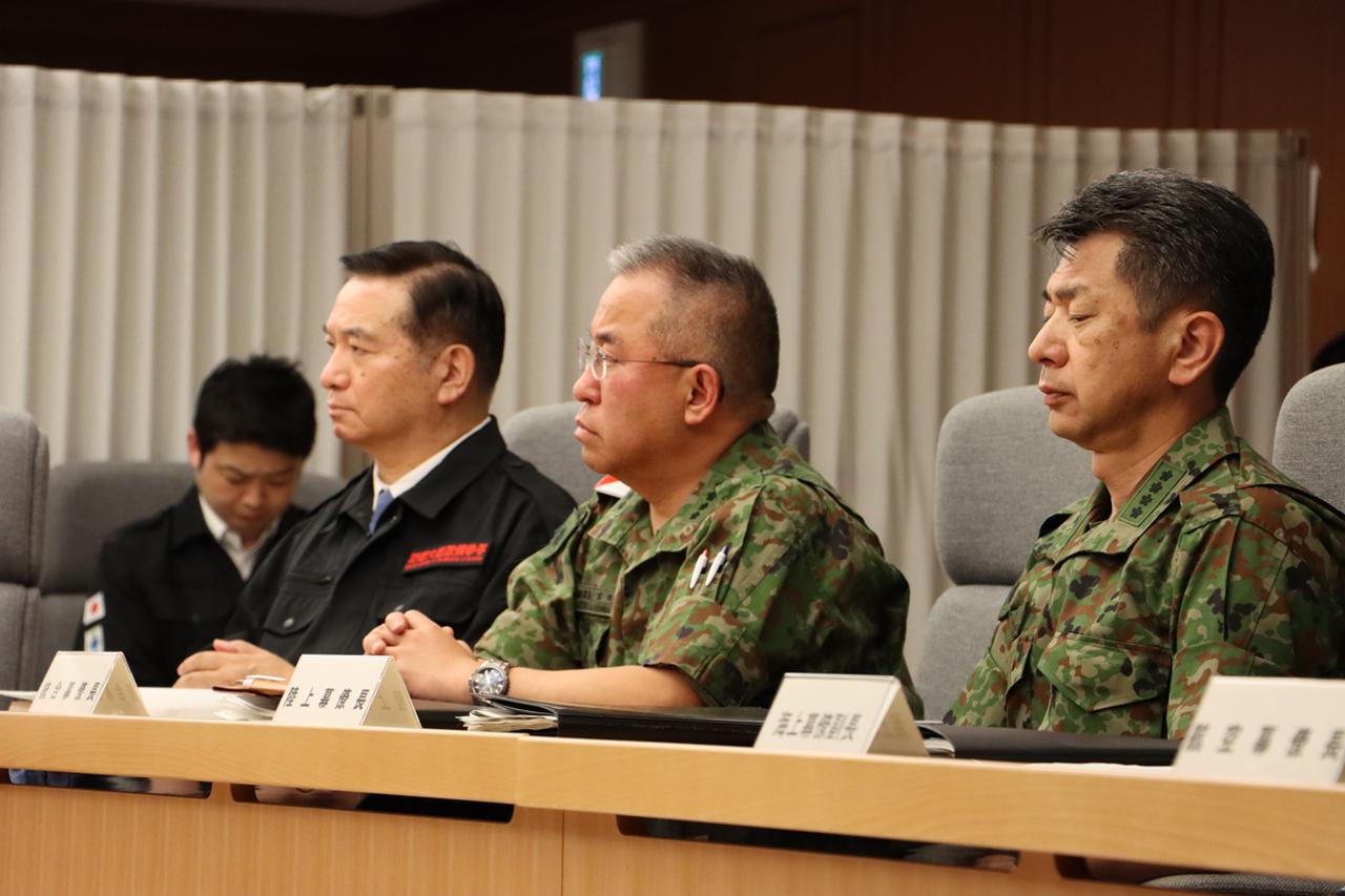 画像: 統合・陸上・海上・航空各幕僚監部のトップである幕僚長は、軍事専門的見地から防衛大臣を補佐する
