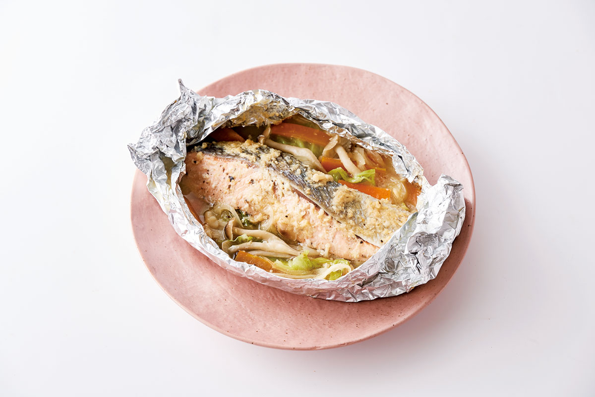 画像: 目に良い食材を1品に凝縮！海上自衛隊余市防備隊の「鮭のチャンチャン焼き」