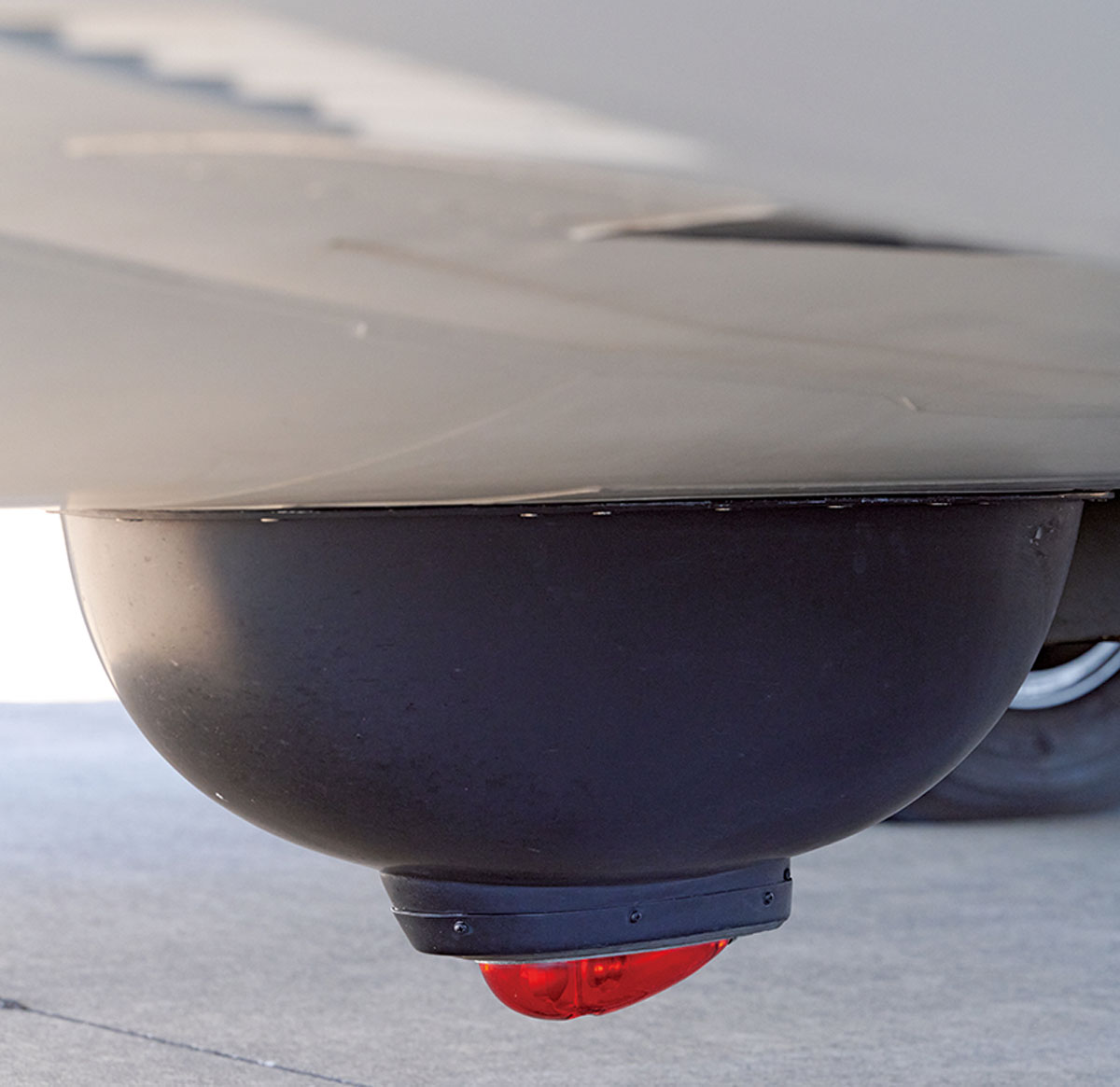 画像1: 愛称はカモノハシ。世界に1機だけの電子戦機「EC-1」を航空自衛隊から独占スクープ
