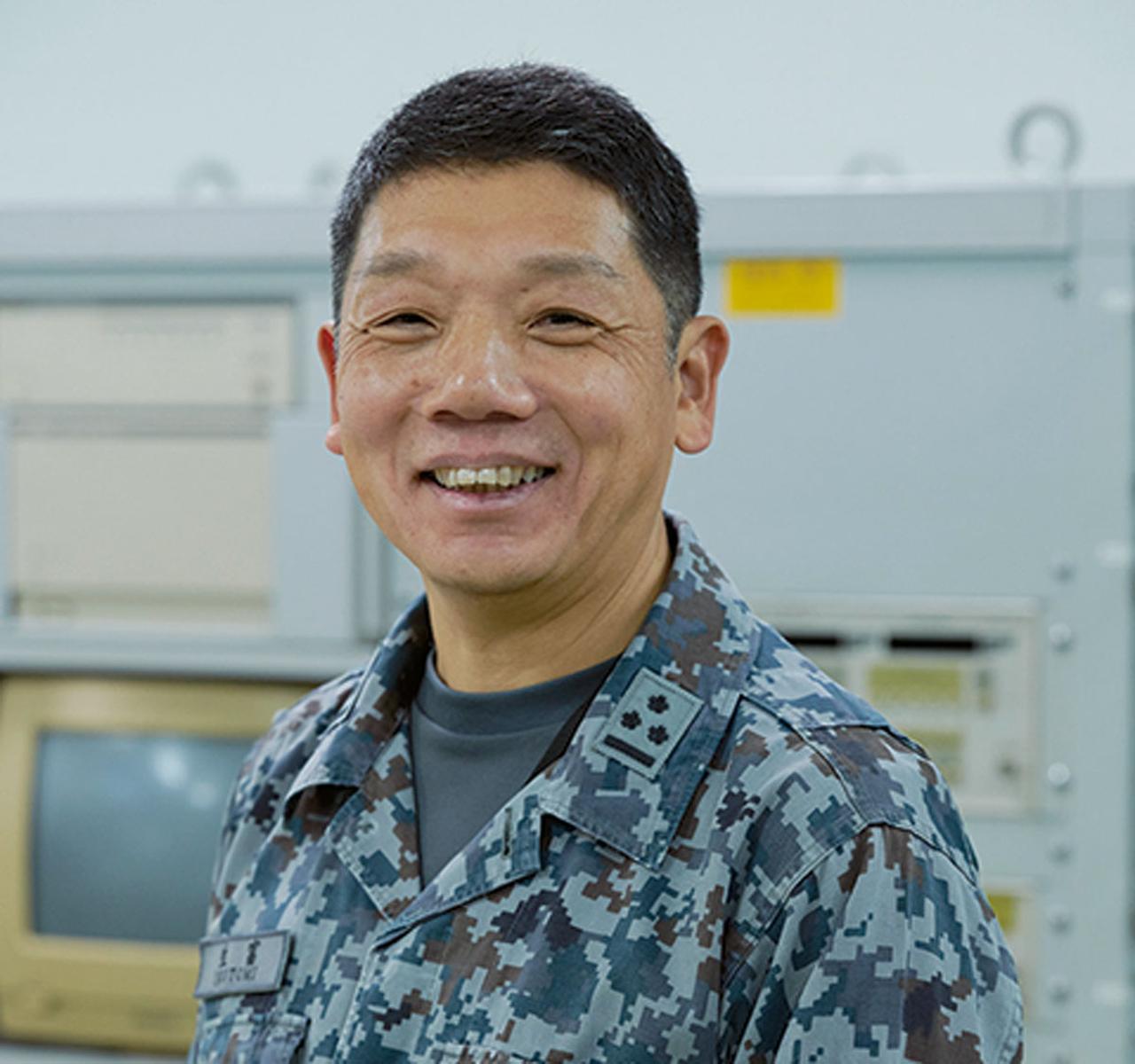 画像: 生富1尉は「作成したデータで要求どおりに電子戦機器が作動し、乗員から感謝された時はうれしかったですね」と言う