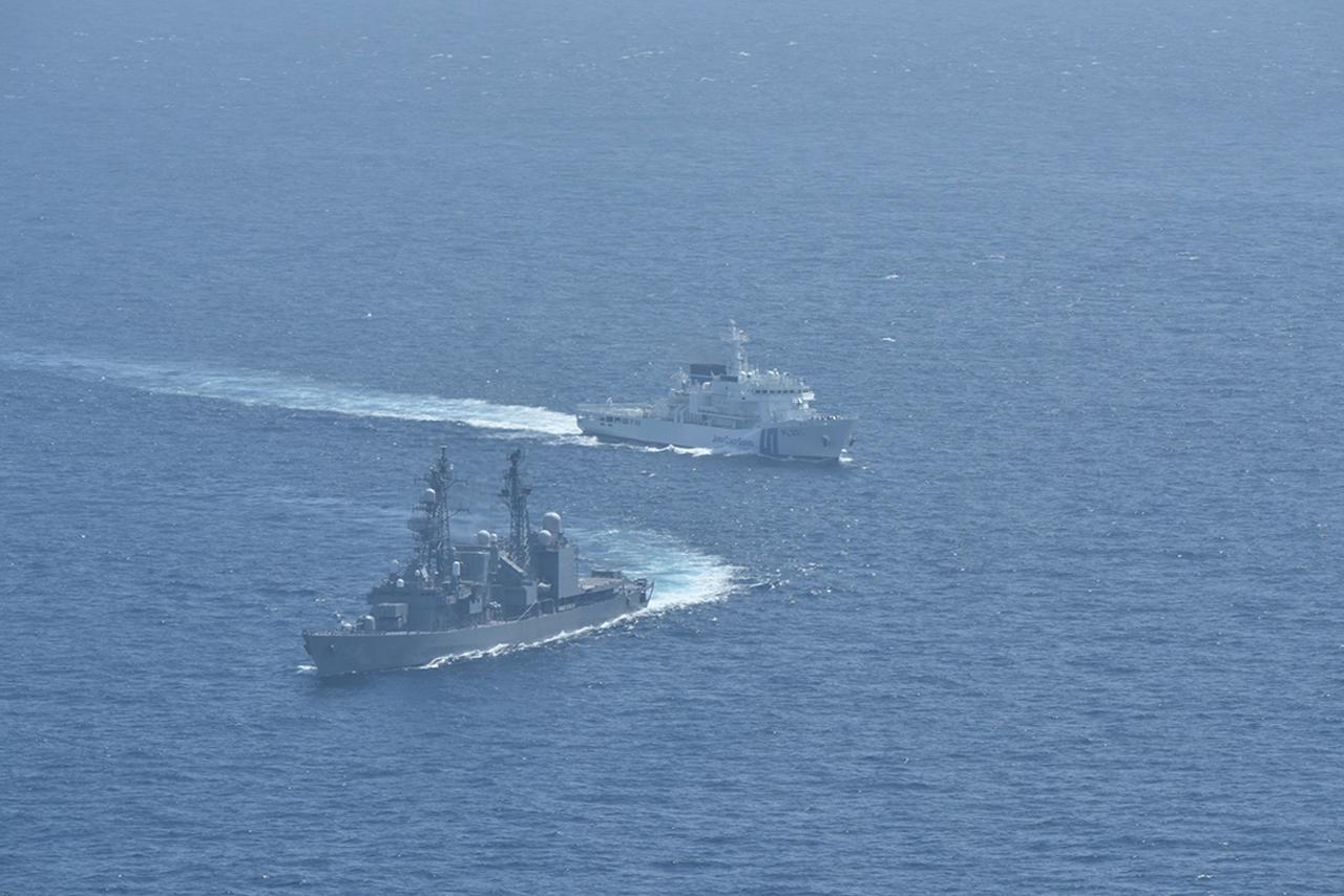 画像: 海上保安庁と共同訓練を実施