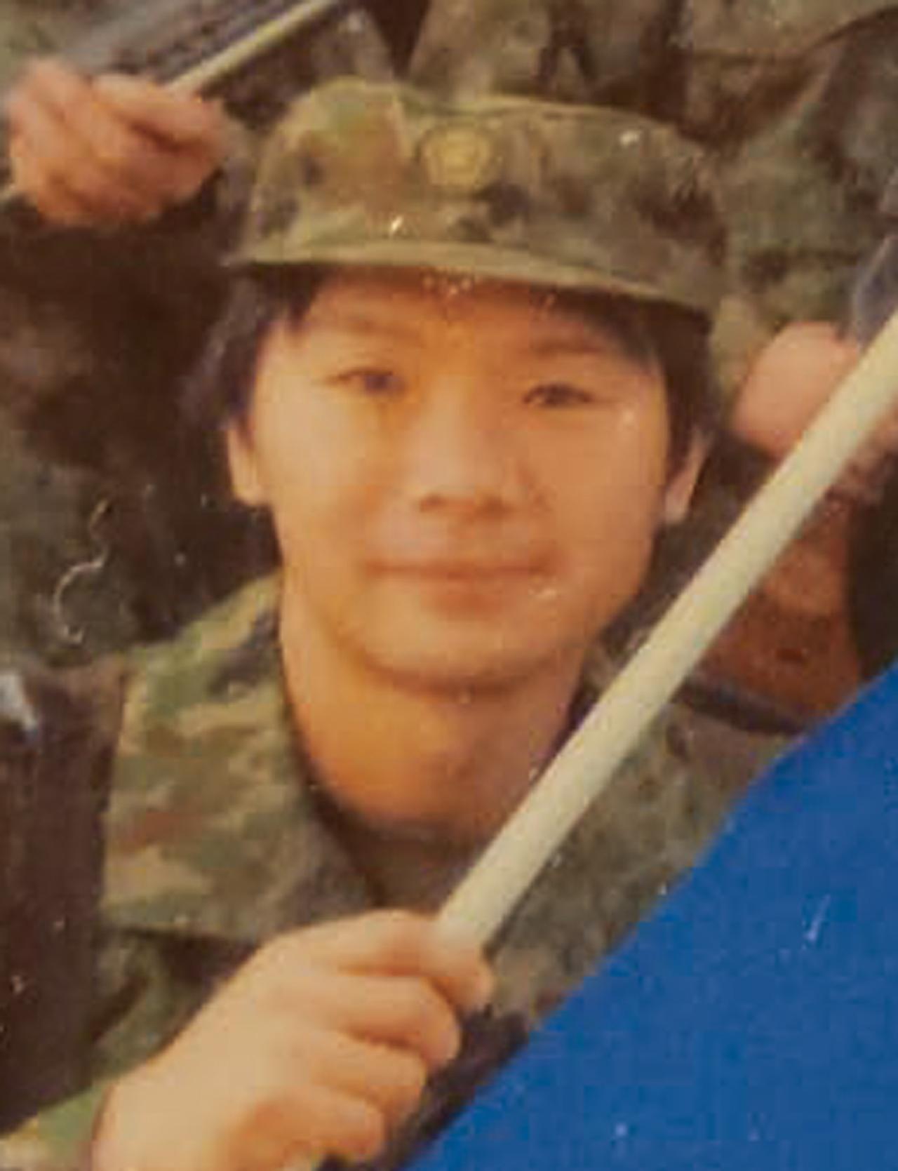 画像3: 戦車の整備見学や小銃の分解結合に大興奮…「予備自衛官」にならないと味わえない楽しみって？