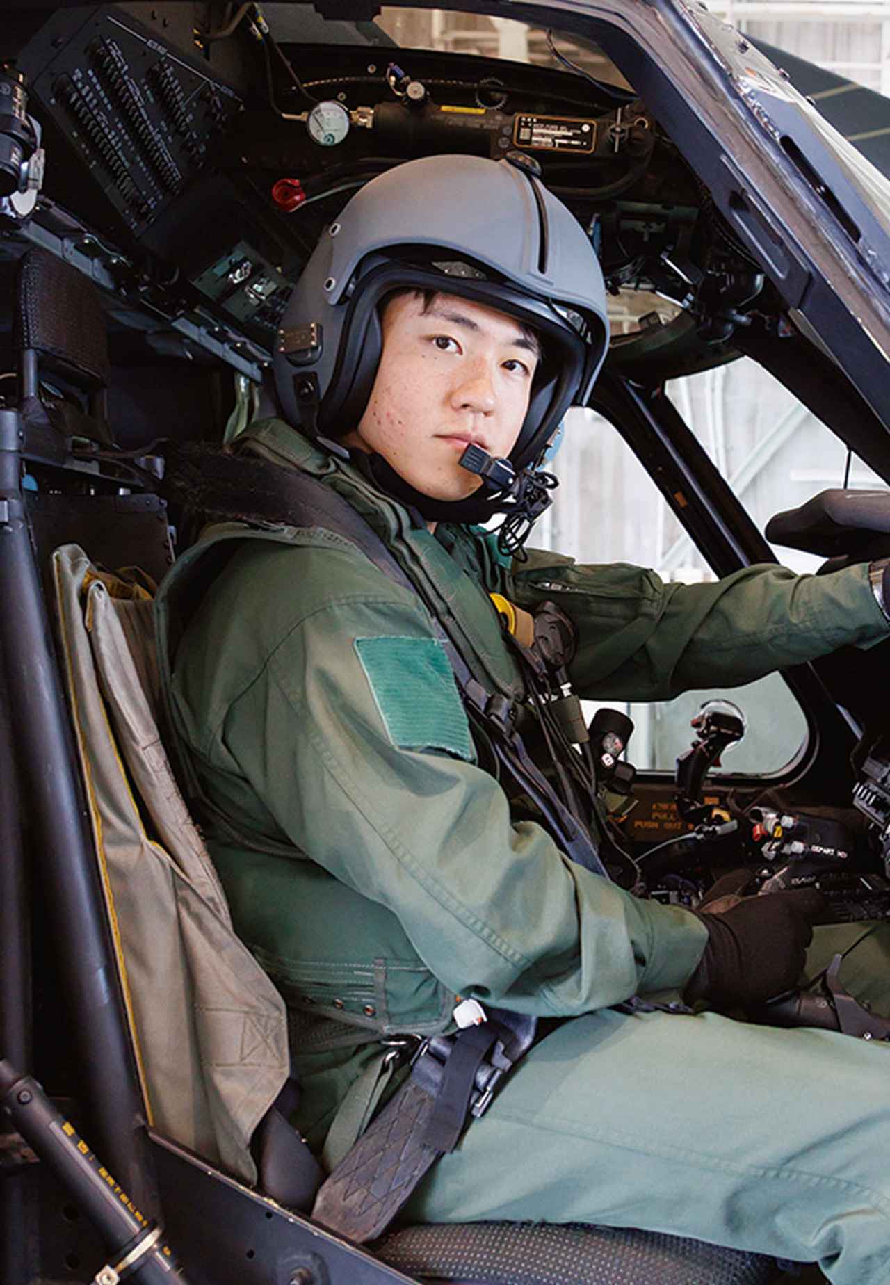 画像: 「機長はさまざまな状況で判断を求められます。クルーの助言も聞き、判断できる操縦士を目指します」と金山曹長