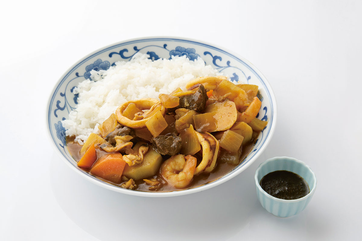 画像: 海上自衛隊小月航空基地の「小月鯨撃カレー」