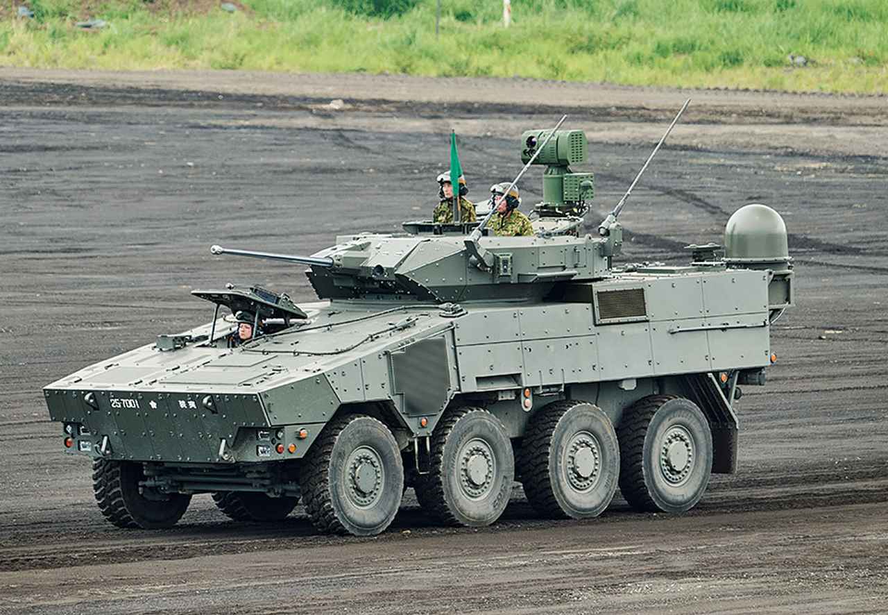 画像2: 目新しい装備品がいっぱい！