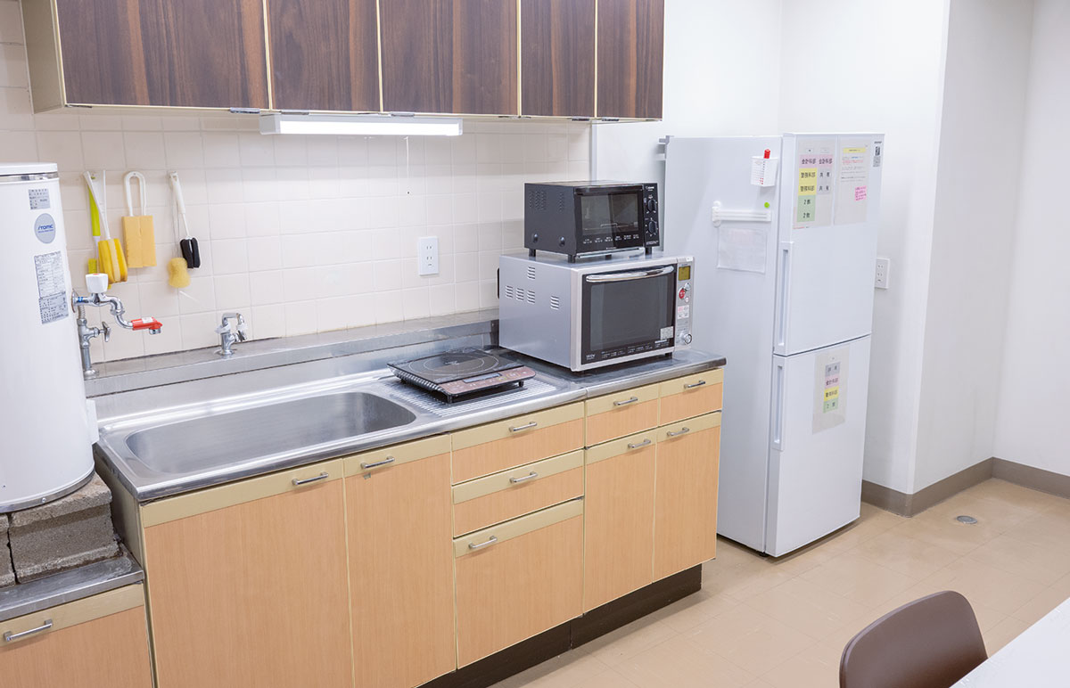 画像: 簡単な調理ができる隊舎の調理室