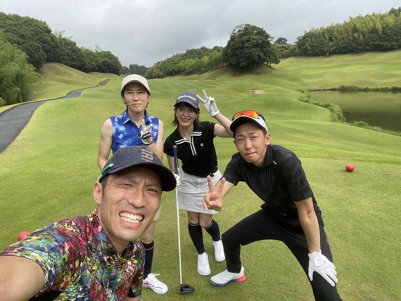 画像: ゴルフ部：定期的にコンペを開催