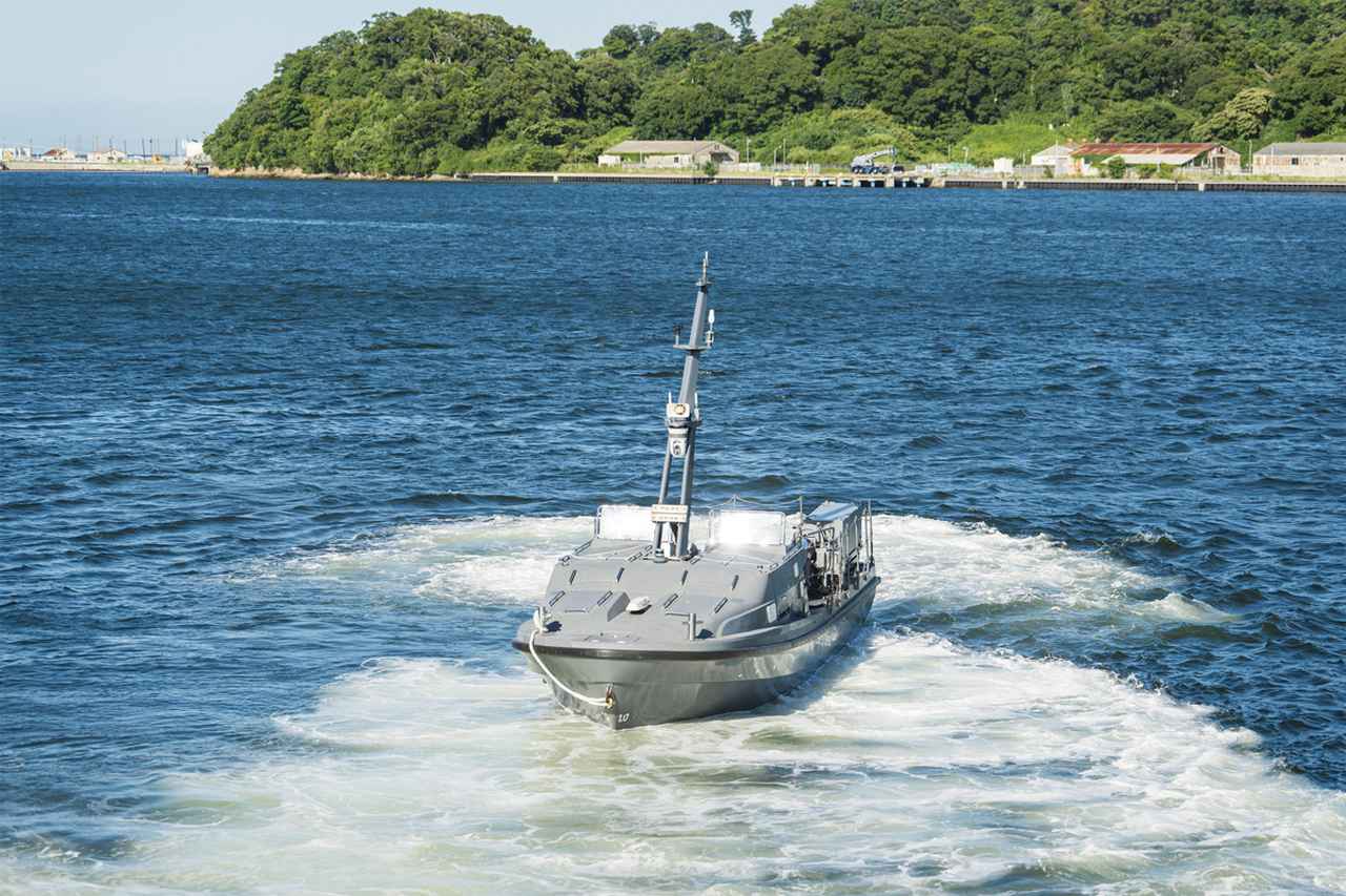 画像: ⑥USVは完全に無人になり機雷のある場所まで自走を始める