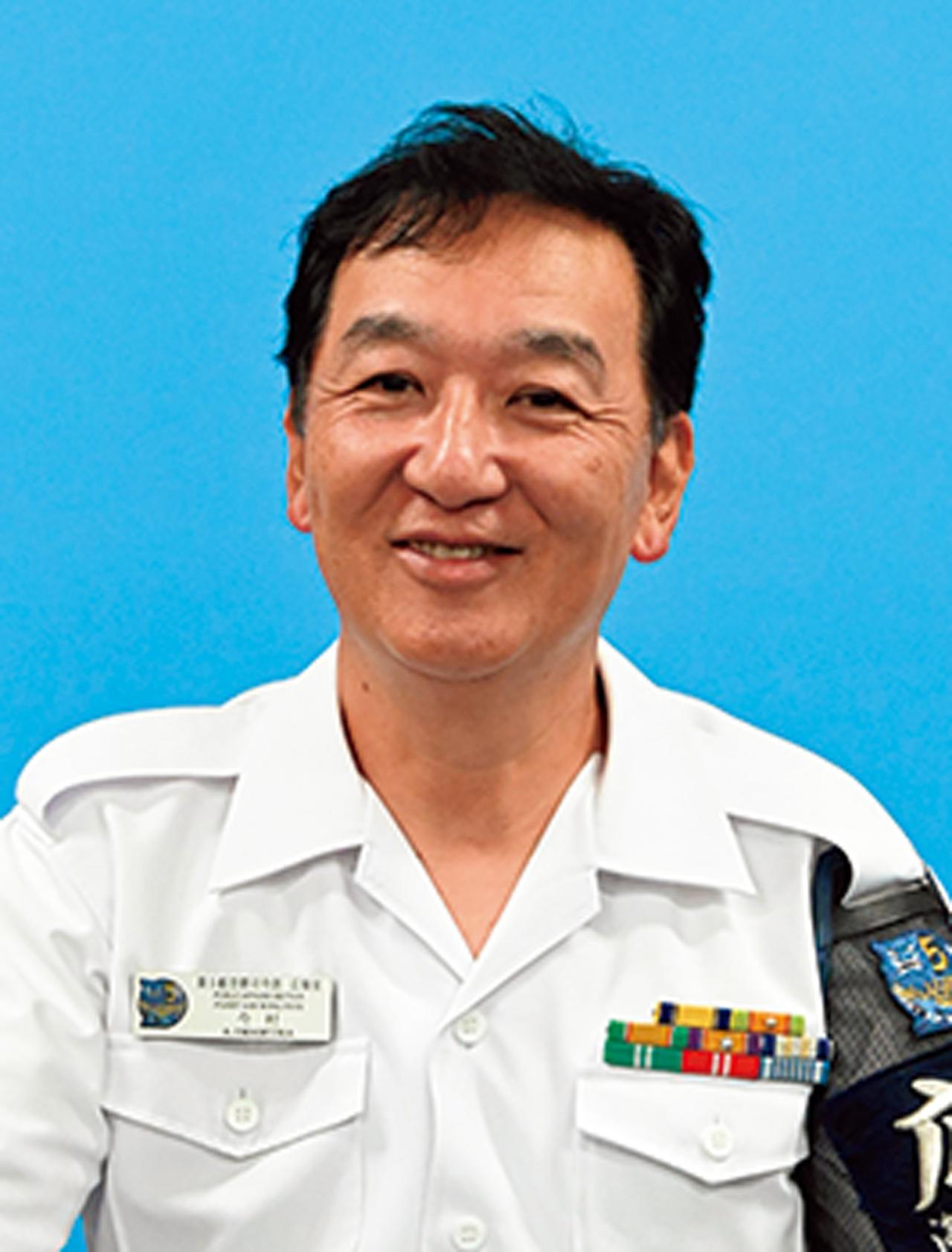 画像: 那覇航空基地(沖縄県)にて広報を担当する今村曹長。職域は、電子器材の整備を行う電子整備員